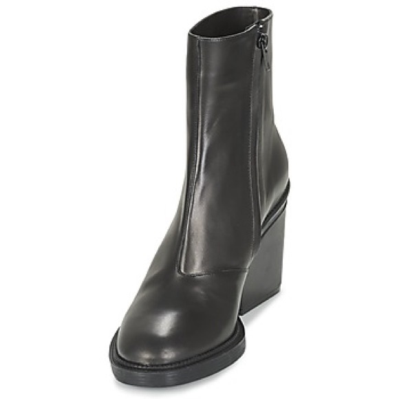 COPY - Robert Clergerie Ankle Boots - Picture 3 of 10